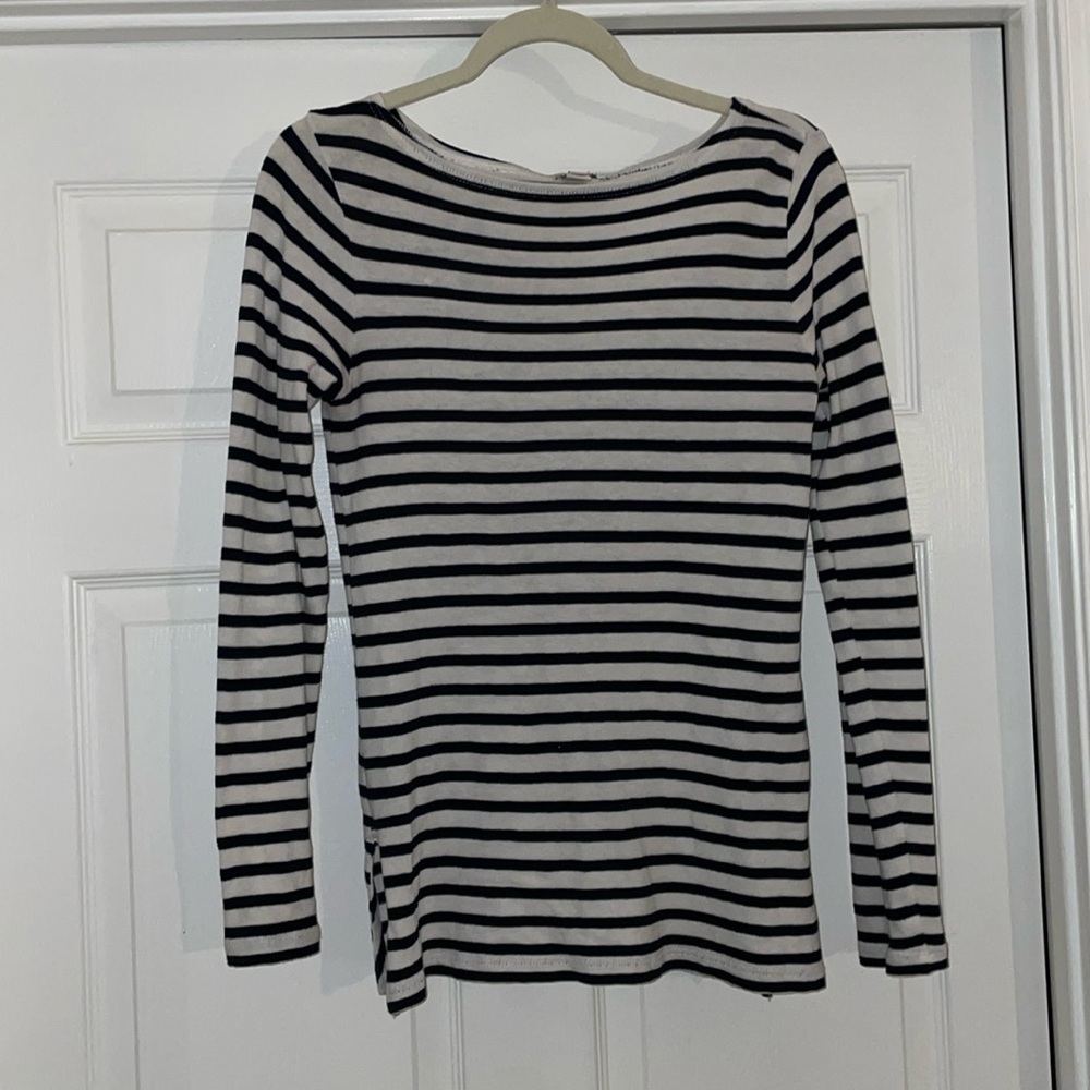 J Crew navy and white striped long sleeve shirt with split hem, size XS